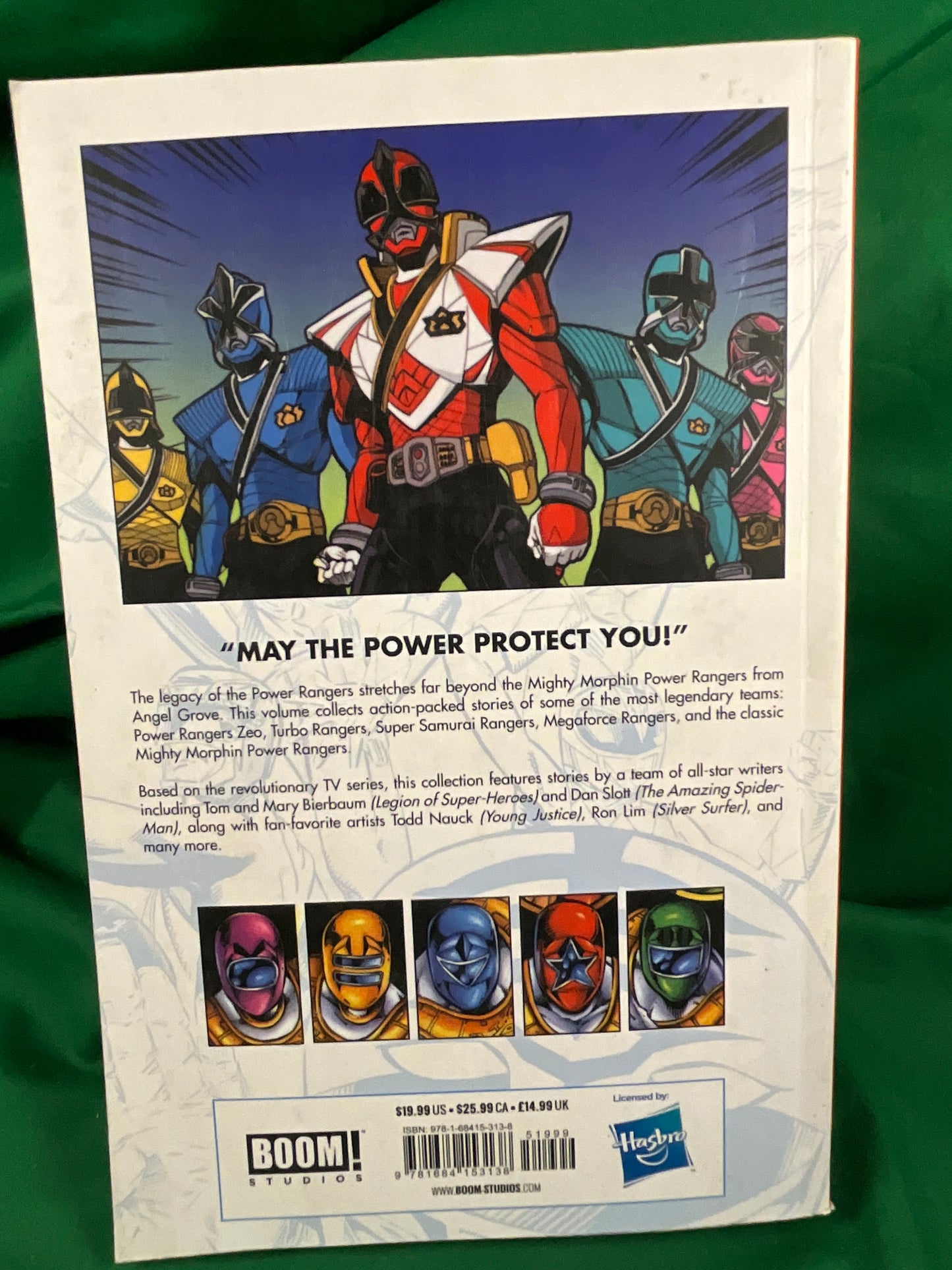 Mighty Morphin Power Rangers Archive Volume 2