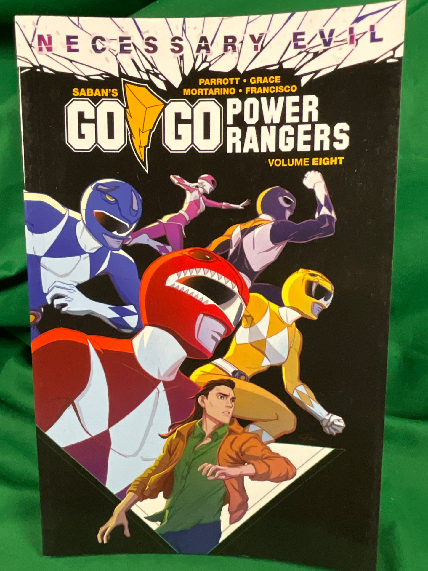 Go Go Power Rangers Volume 8 Softcover