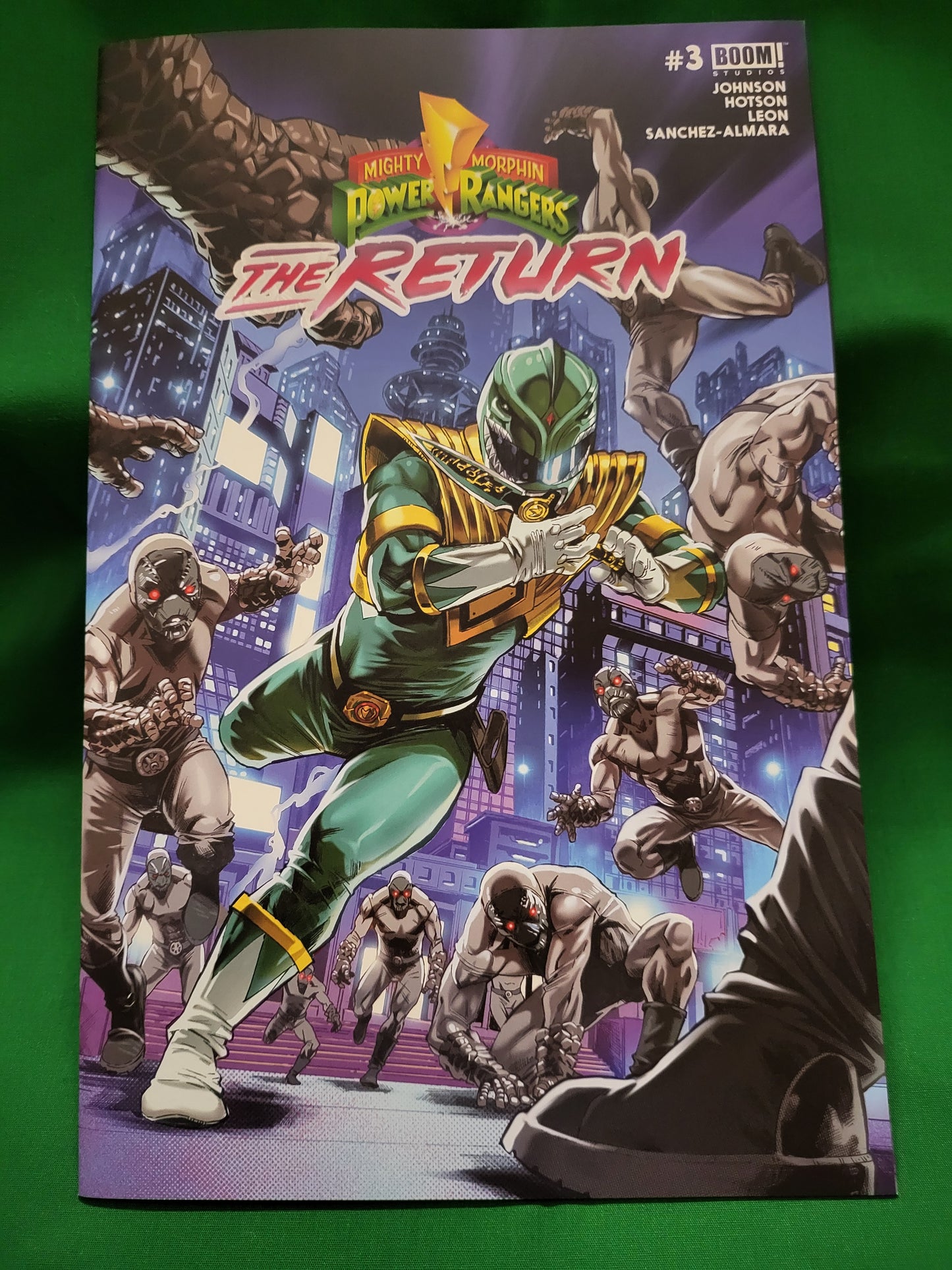Mighty Morphin Power Rangers - THE RETURN #3 Comic