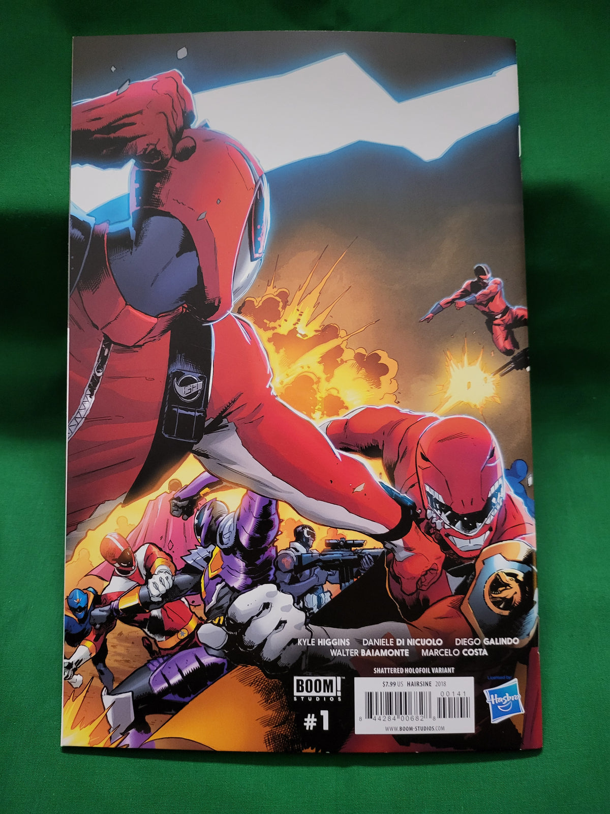 Mighty Morphin Power Rangers SHATTERED GRID Comic - Hairsine Holofoil Variant