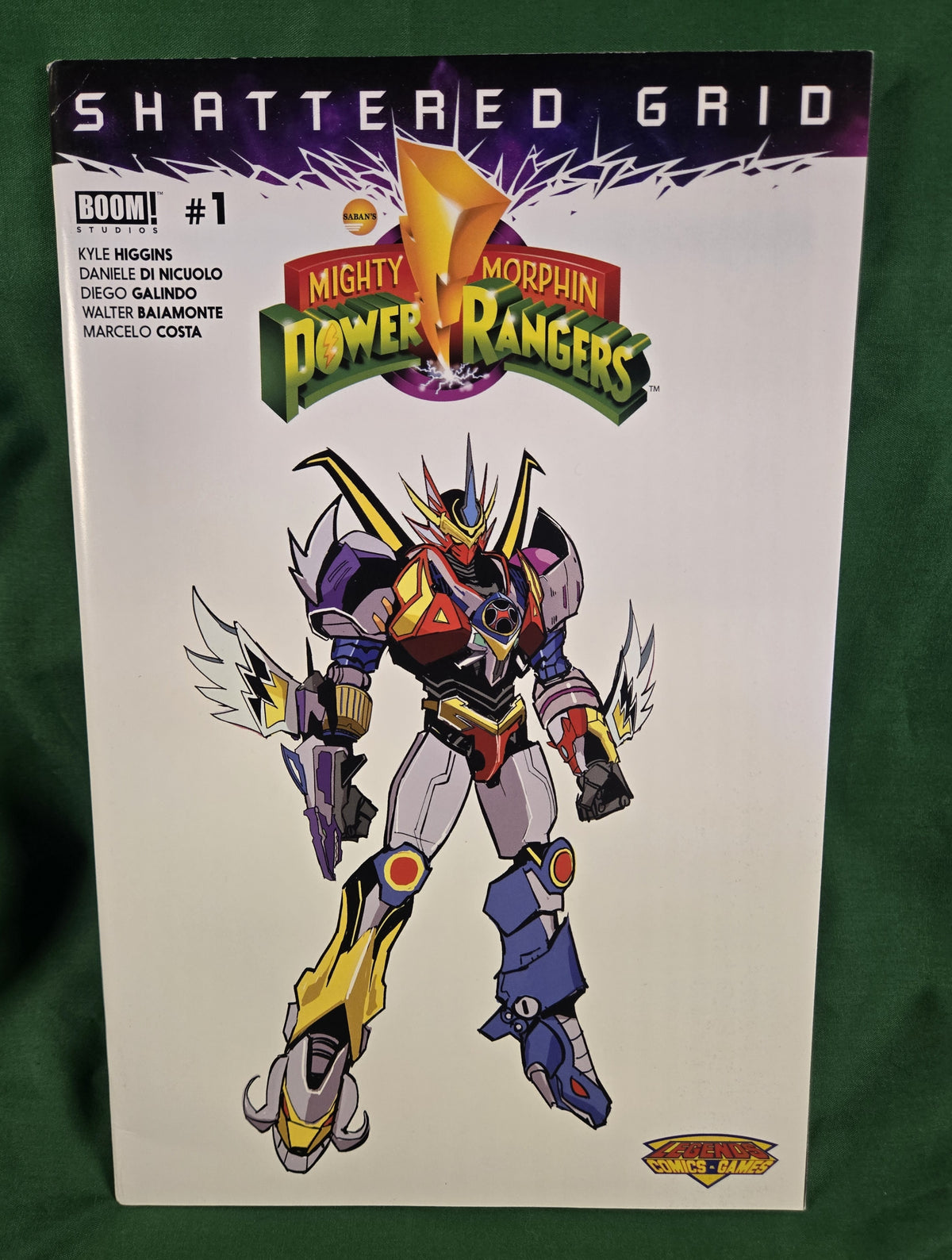 Mighty Morphin Power Rangers SHATTERED GRID Comic - Mora Legends Variant