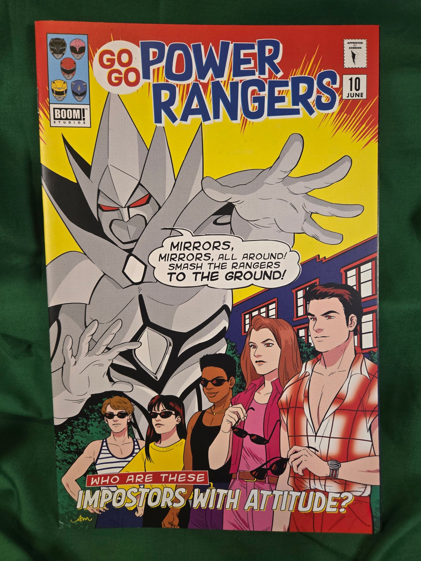 Go Go Power Rangers #10 Comic