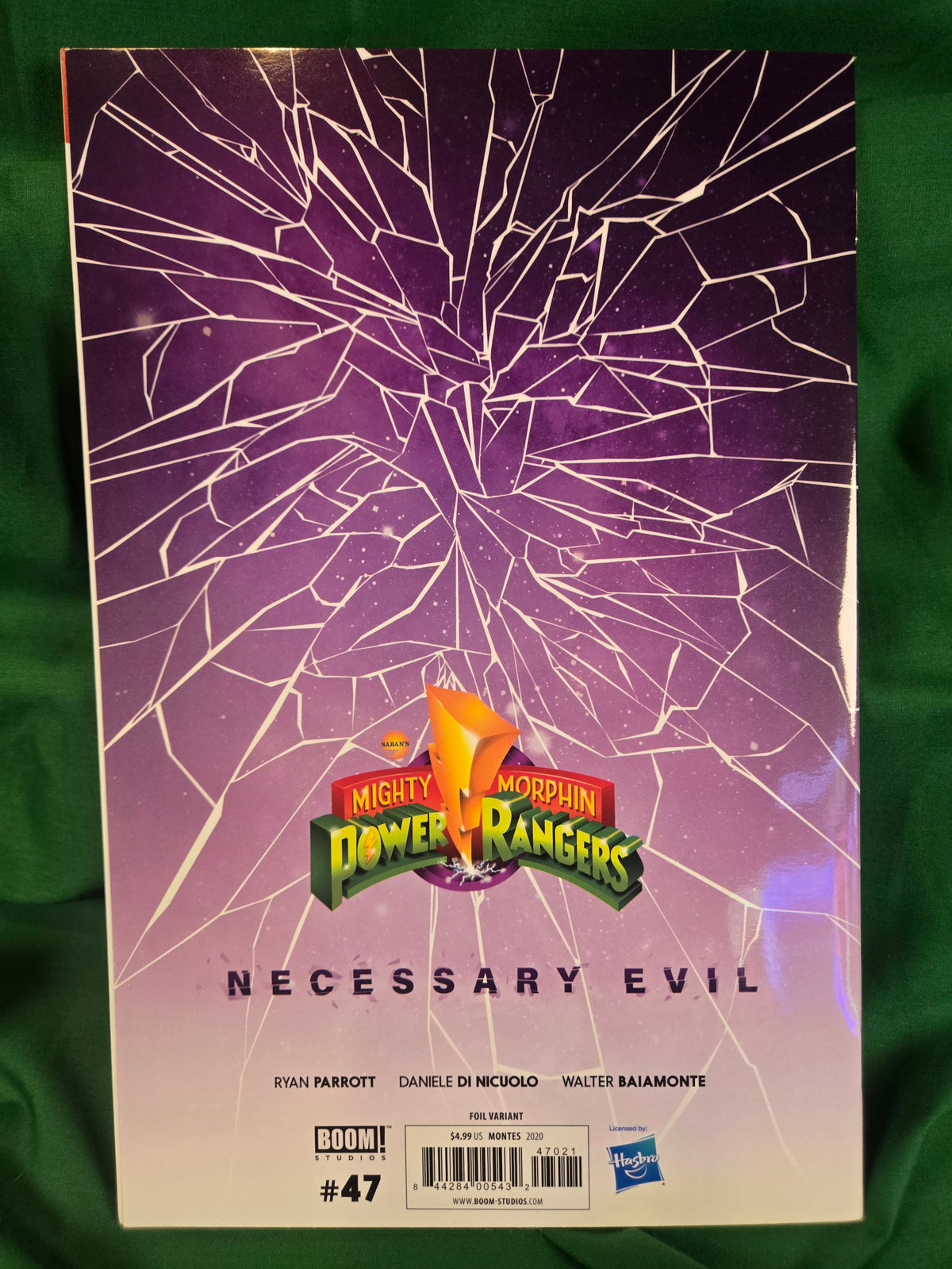 Mighty Morphin Power Rangers #47 Comic - Montes Foil Pink Dragon Variant