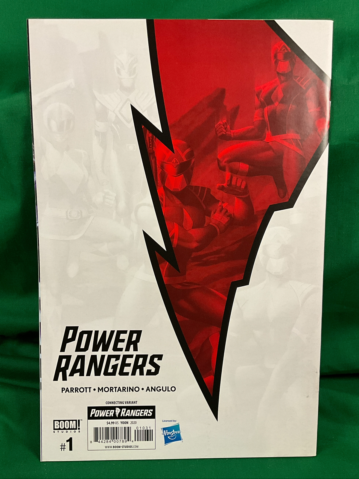 Power Rangers #1 (MMPR #57) Comic - Yoon Connecting Variant