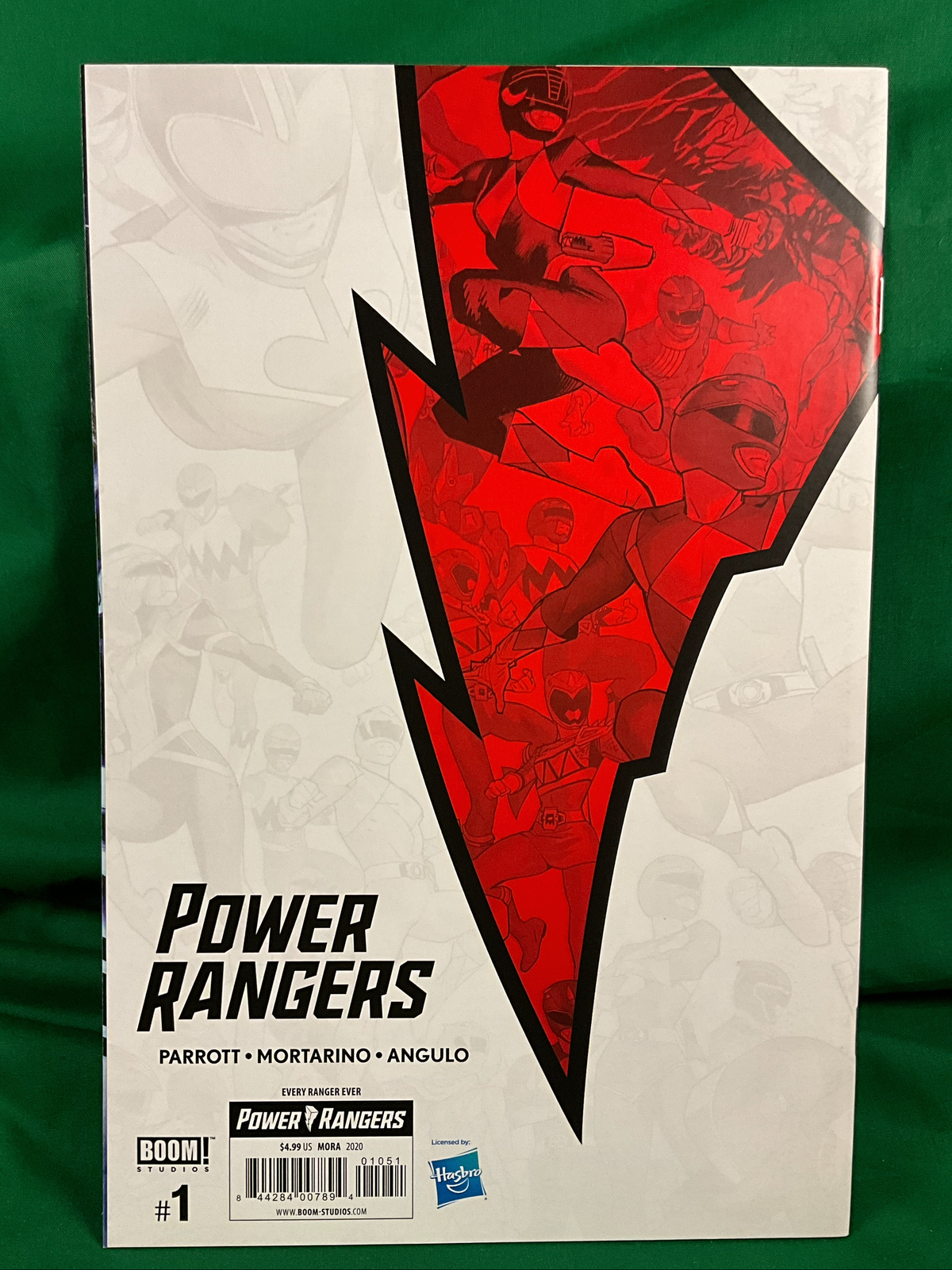 Power Rangers #1 (MMPR #57) Comic - 1:10 Mora Connecting Variant