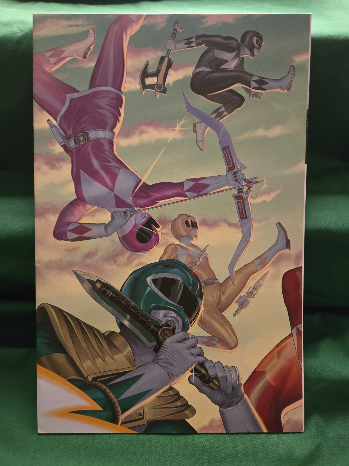 Mighty Morphin Power Rangers #13 Comic - 1:20 Connecting Morris Variant