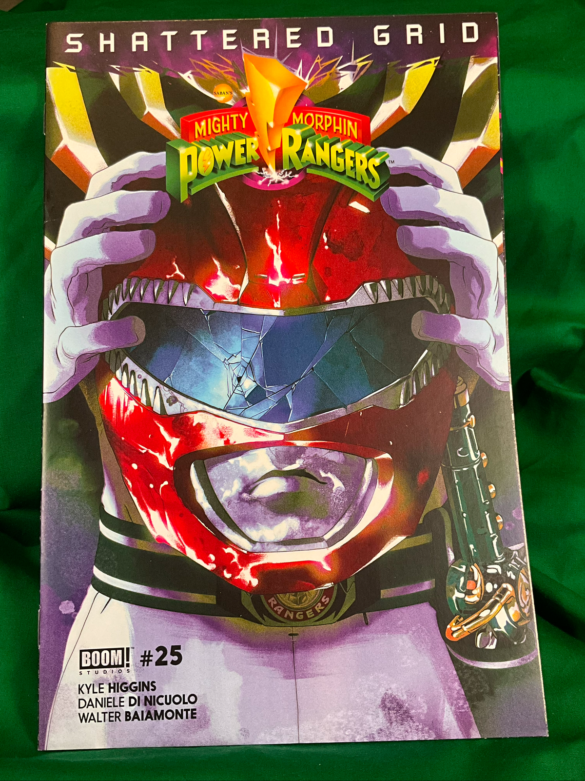 Mighty Morphin Power Rangers #25 Comic - Montes Red Ranger Variant
