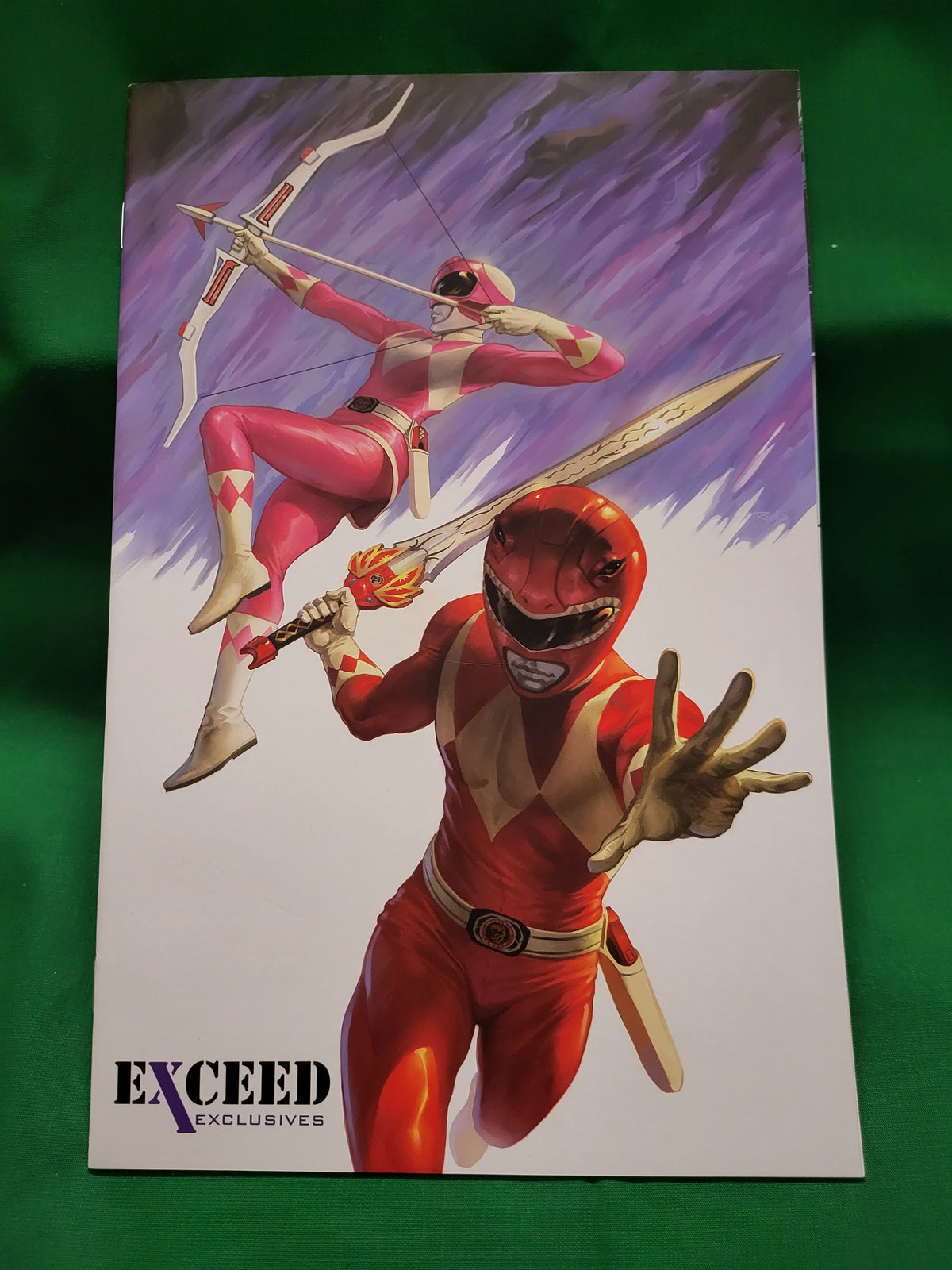 Mighty Morphin Power Rangers #2 Comic - Connecting James Exceed Variant