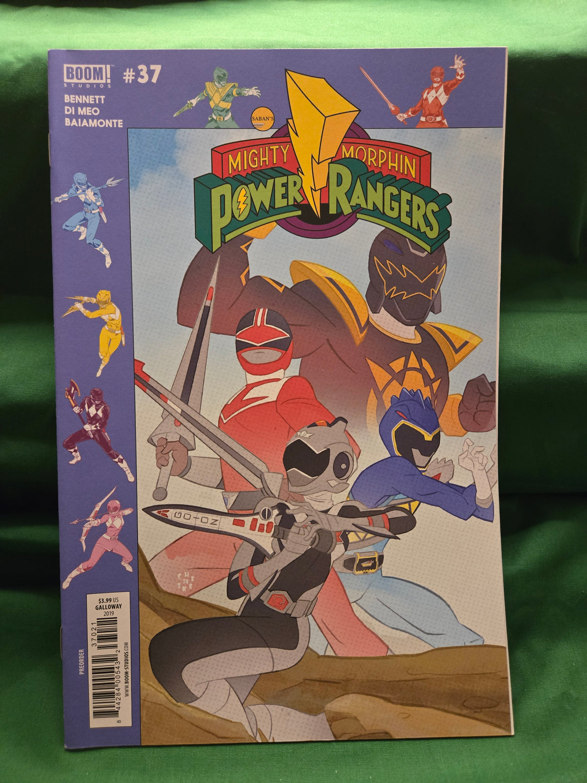 Mighty Morphin Power Rangers #37 Comic - Gibson Subscription Variant