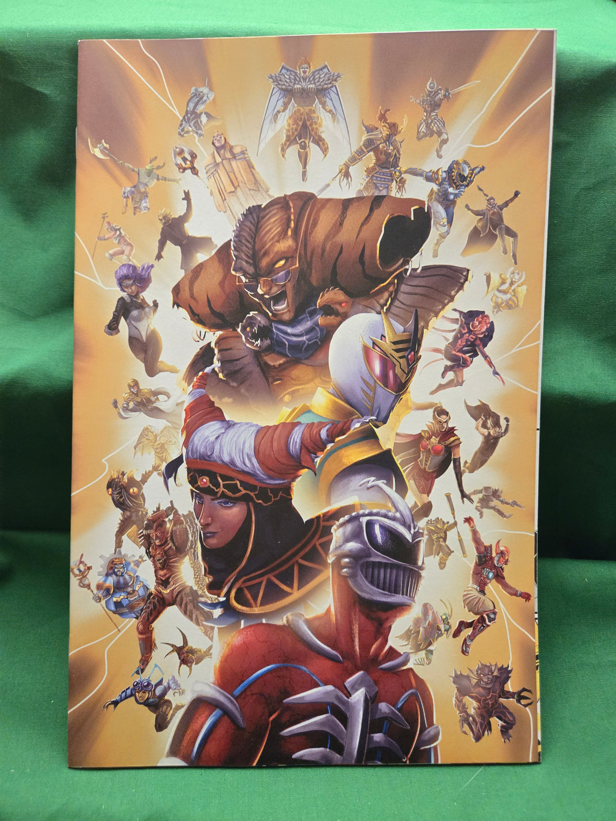 Mighty Morphin Power Rangers #40 Comic - LaFuente SDCC Villians Variant