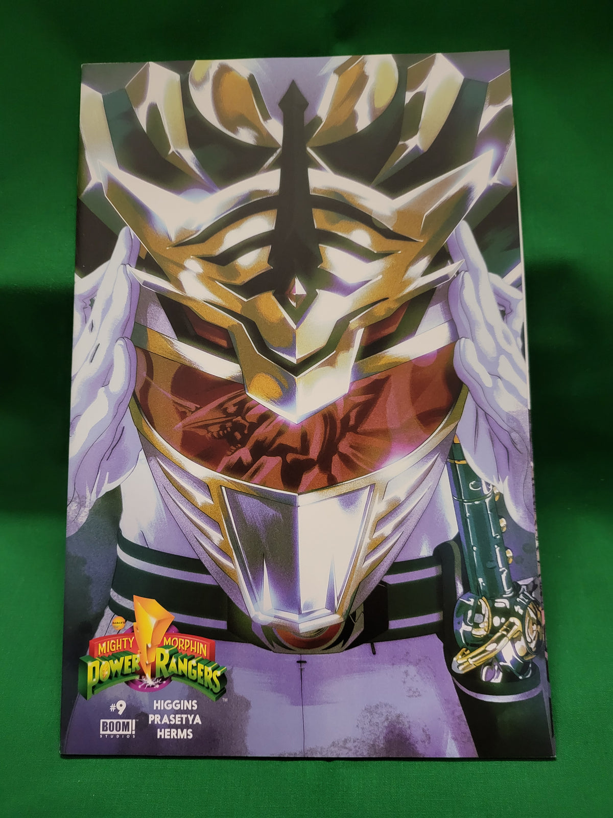 Mighty Morphin Power Rangers #9 Comic - Montes Helmet Variant