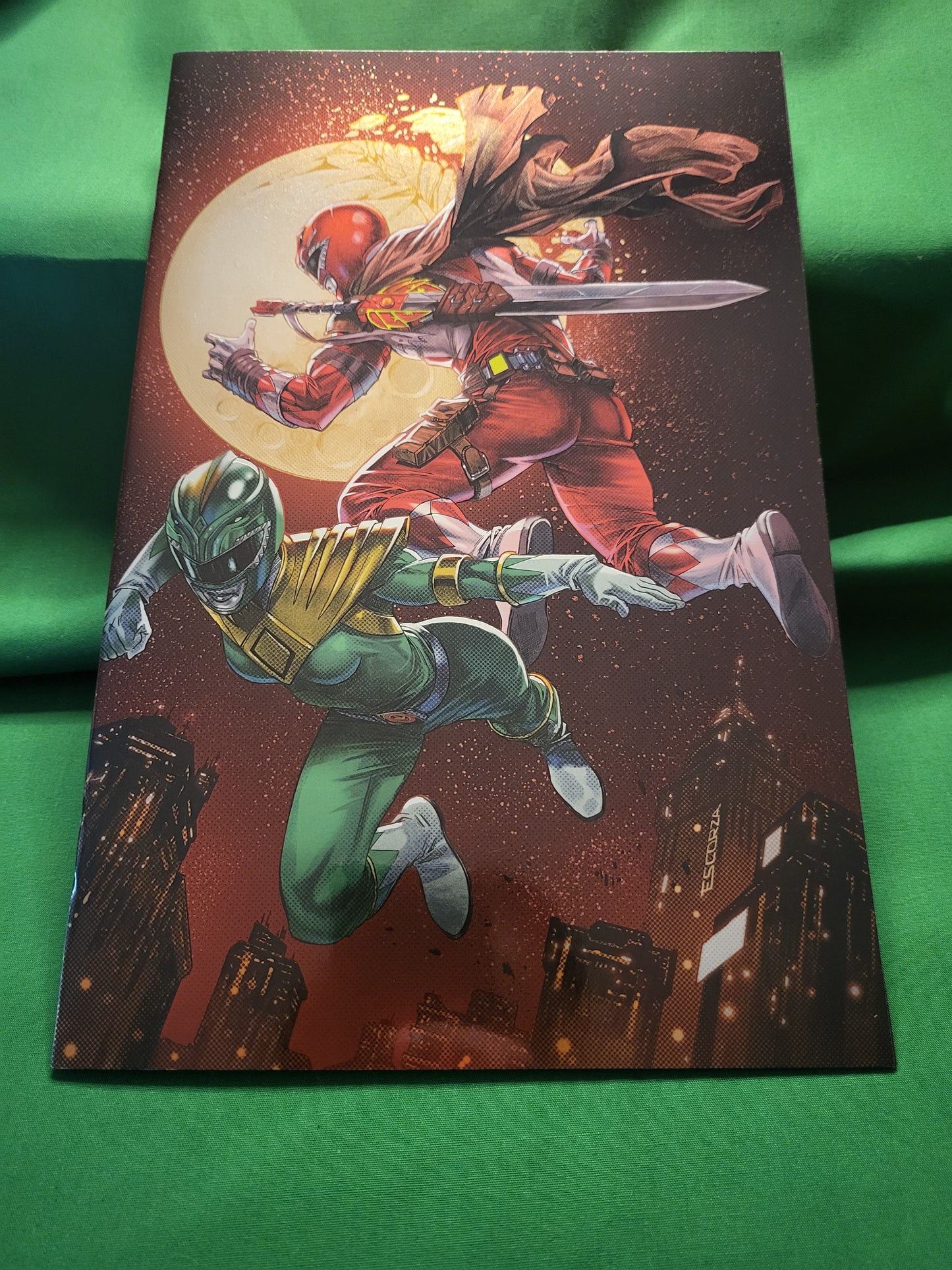 Mighty Morphin Power Rangers - THE RETURN #4 Comic