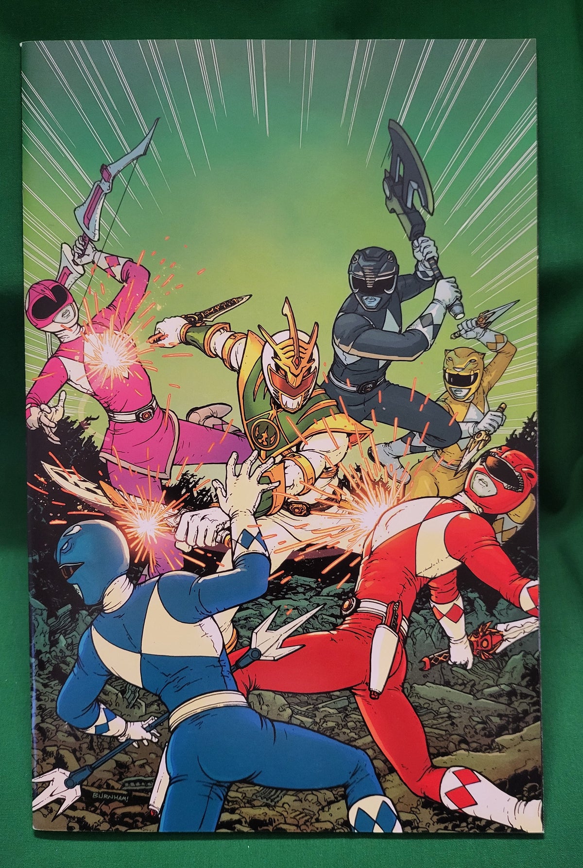 Mighty Morphin Power Rangers SHATTERED GRID Comic - 1:10 Burnham Variant