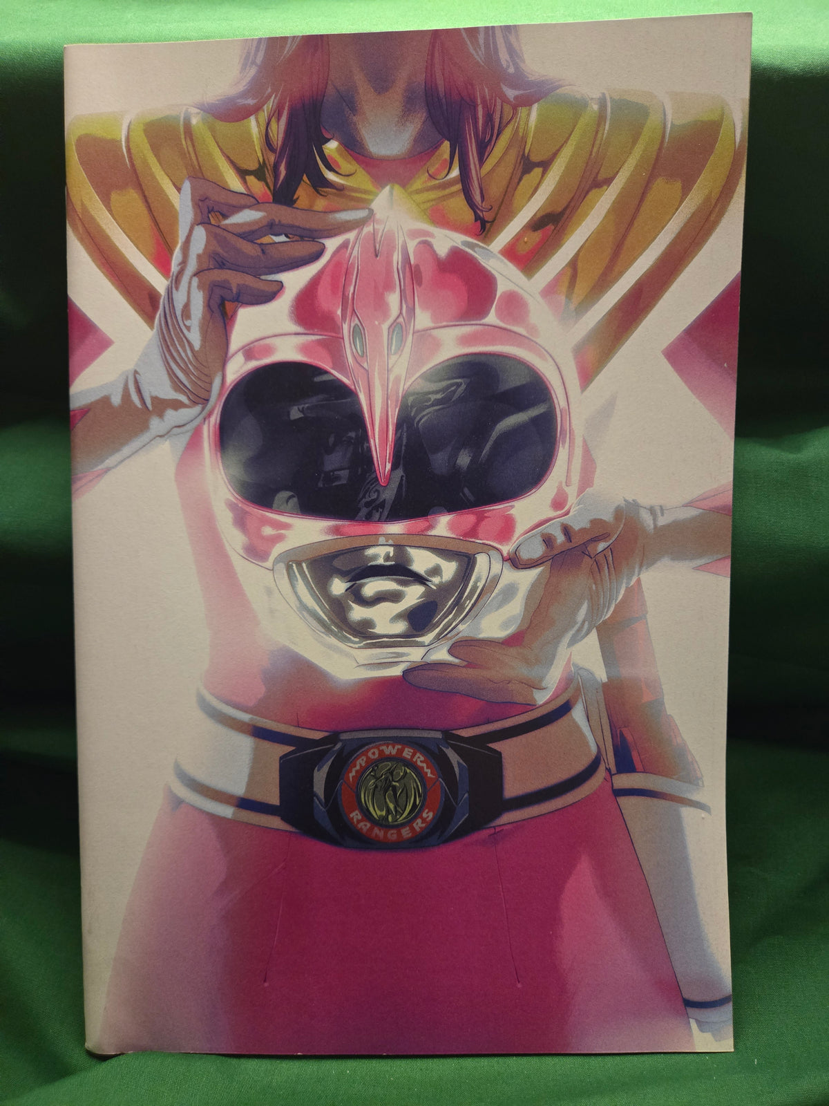 Mighty Morphin Power Rangers SHATTERED GRID Comic - Montes NYCC Variant