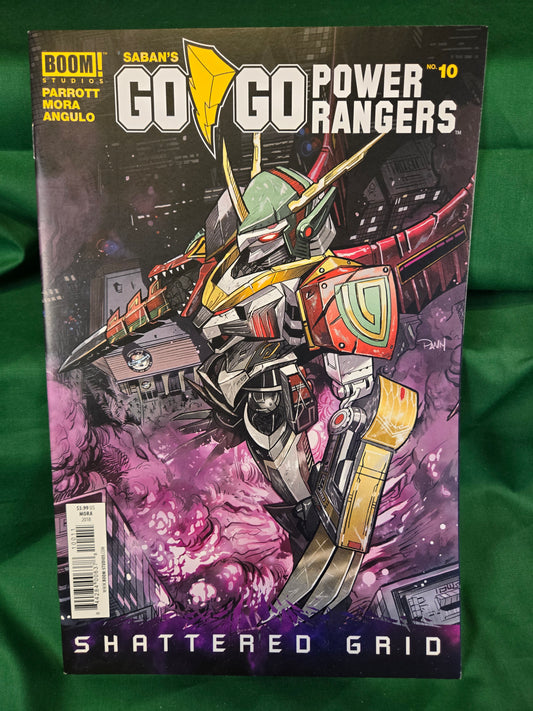 Go Go Power Rangers #10 Comic
