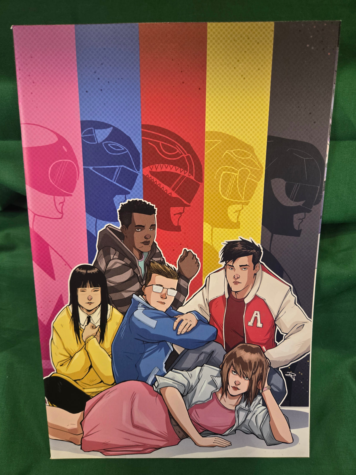 Mighty Morphin Power Rangers #12 Comic - 1:50 Medri Variant