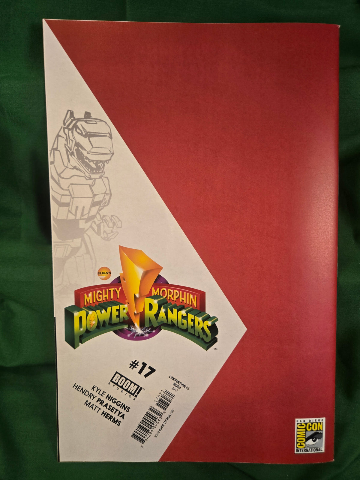 Mighty Morphin Power Rangers #17 Comic - SDCC Connecting Mora Variant