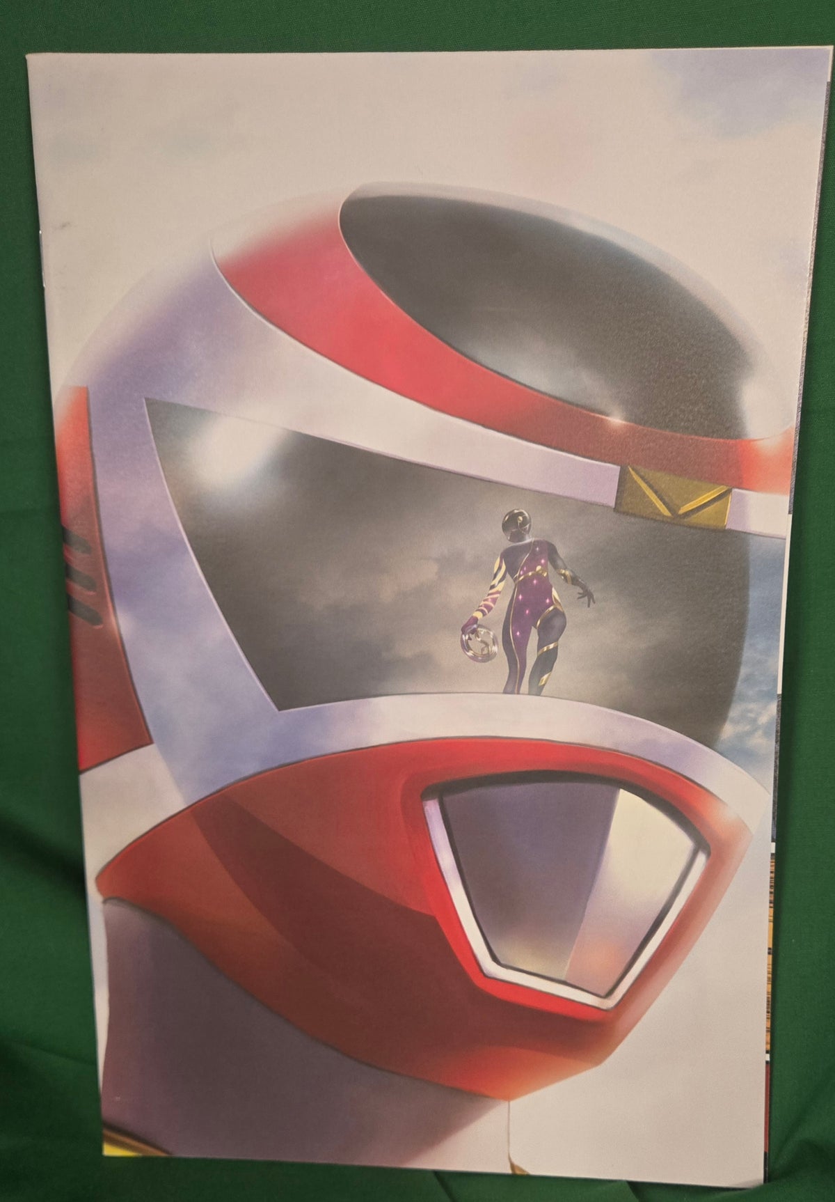 Mighty Morphin Power Rangers #32 Comic - Mercado FOC Red In Space Variant