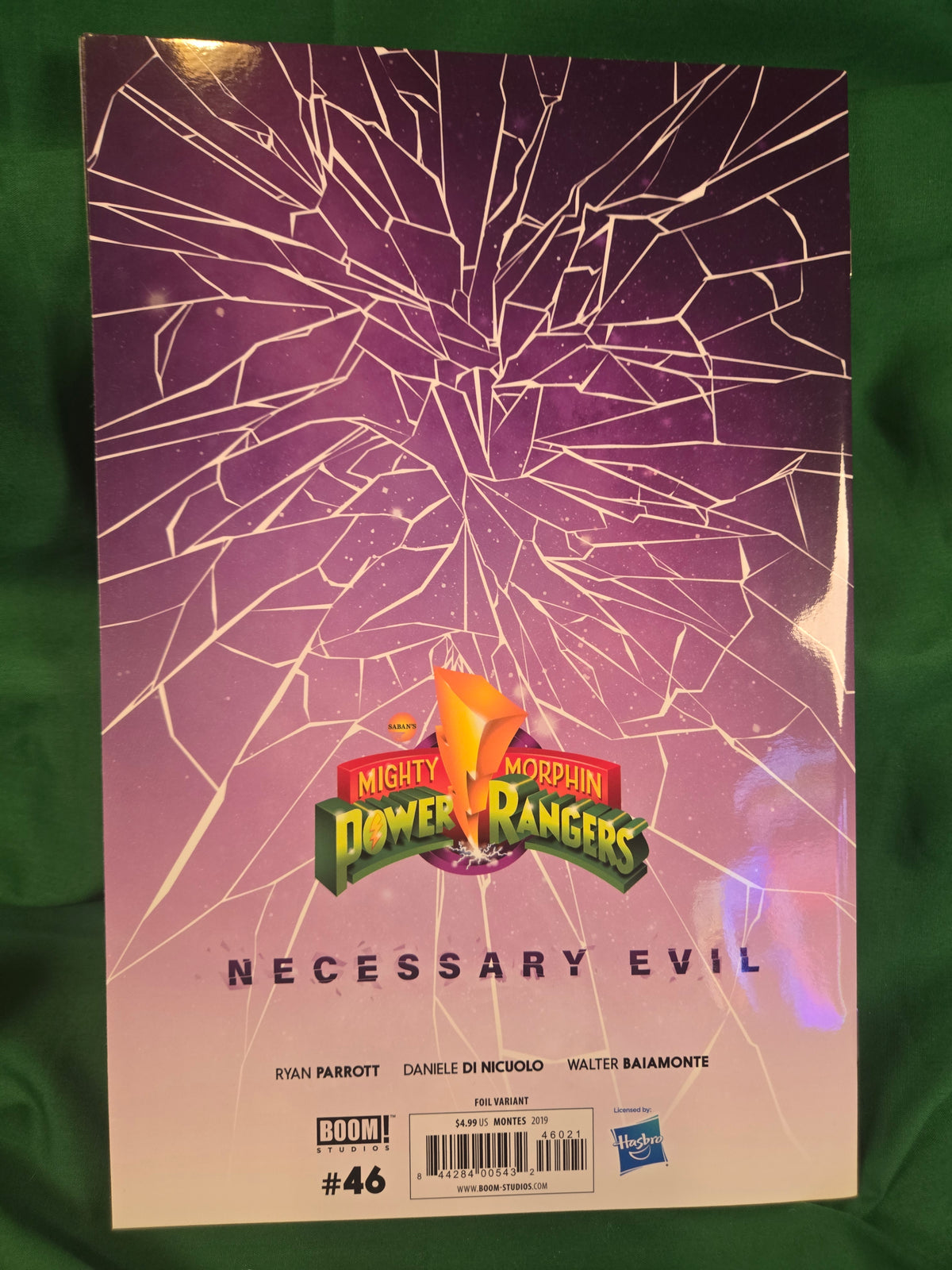 Mighty Morphin Power Rangers #46 Comic - Montes Foil Red Dragon Variant
